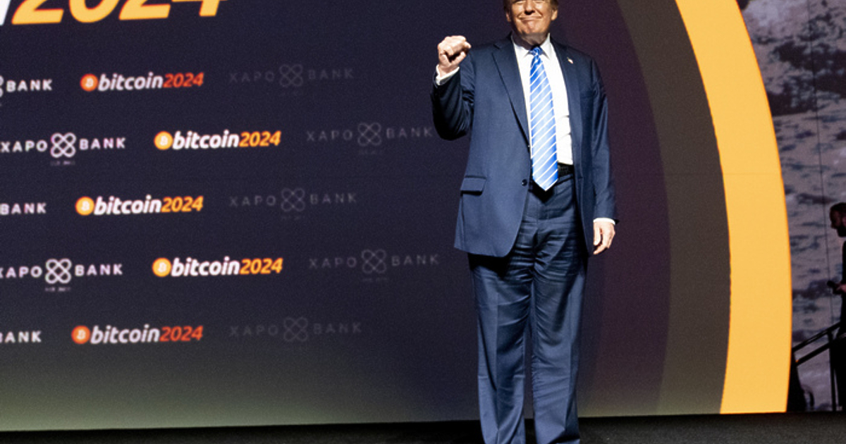 Доналд Тръмп каза пред хиляди свои екзалтирани привърженици на митинг