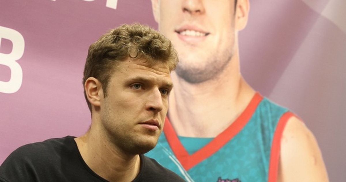 Над 2500 са продадени билета до момента за двубоя от европейските