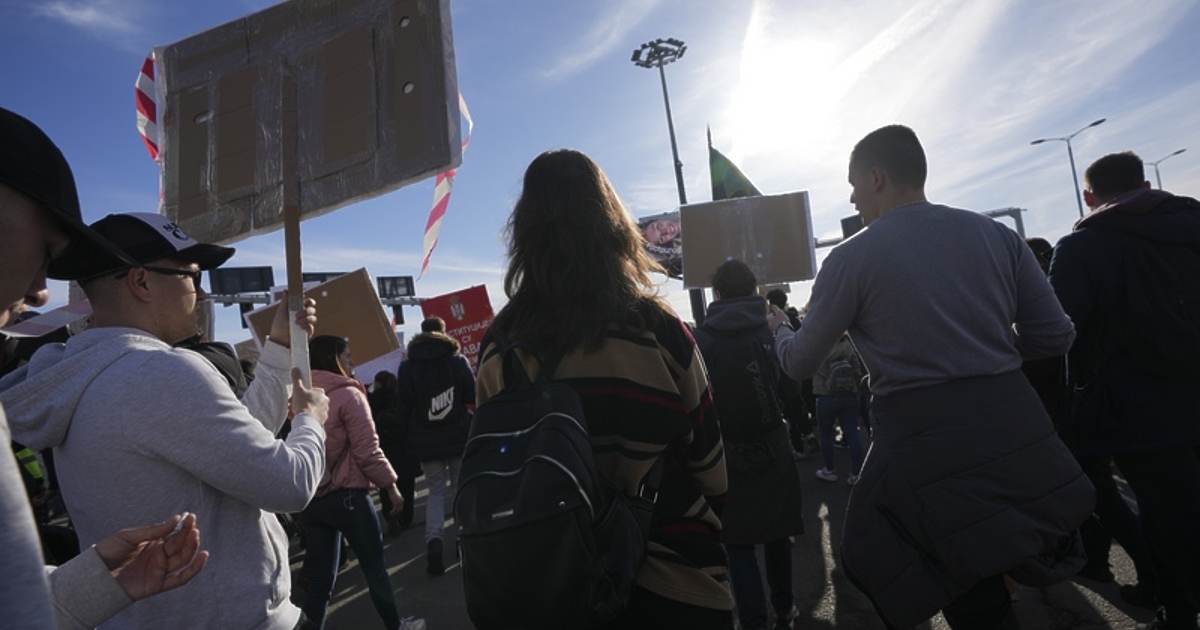 Повече от три месеца протестите в Сърбия заемат централно място