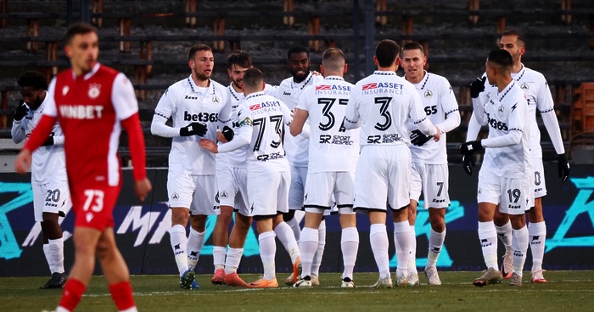 ЦСКА може да си е върнал името, но изобщо не