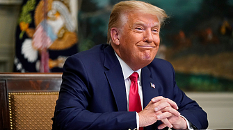 Спиране или замразяване на американската военна помощ за Украйна Това