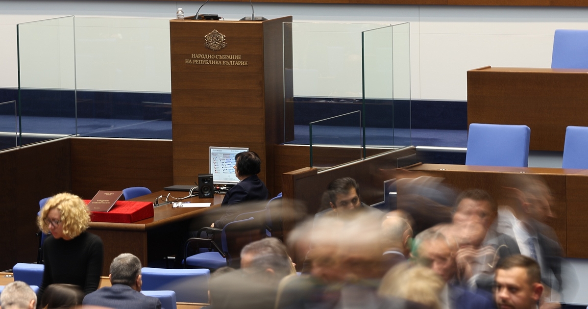 Пенсиите за всички пенсионери в страната ще се вдигнат с