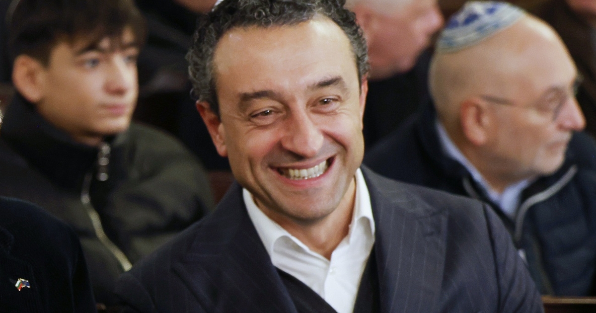 Със свои 6 публикации във фейсбук Костадин Костадинов е предизвикал