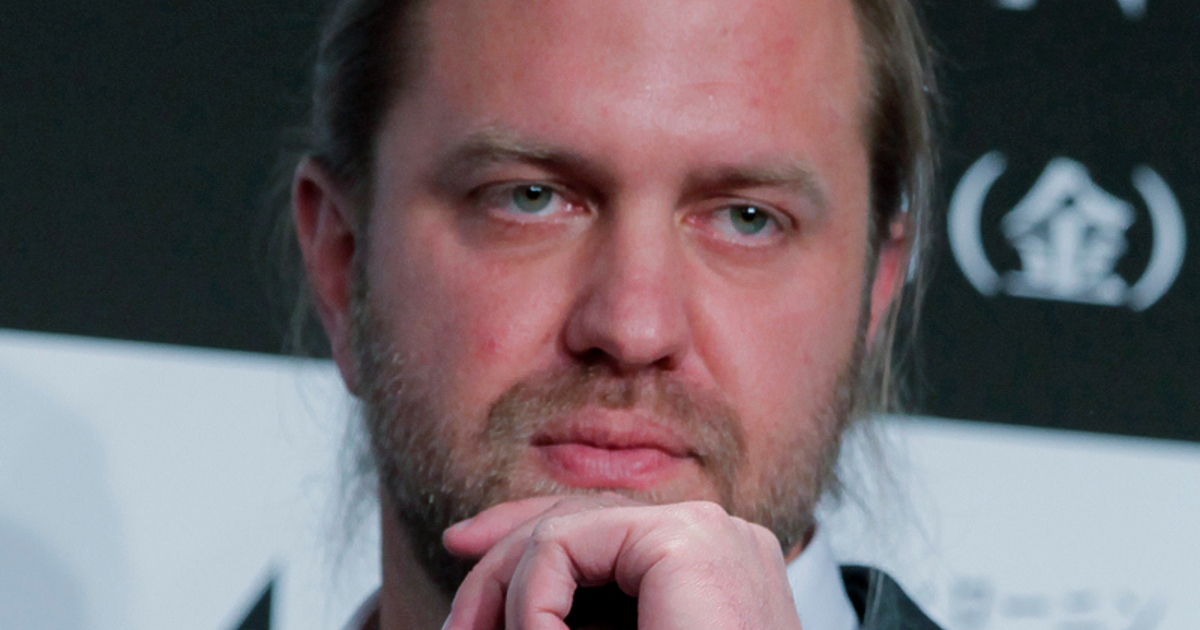 Холивудски сценарист и режисьор беше арестуван по обвинение, че е