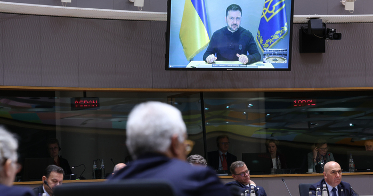 • ЕС е готов да увеличи натиска срещу Русия, включително