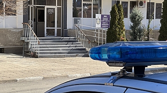 Двама полицейски служители вече са официално обвиняеми от прокуратурата заради