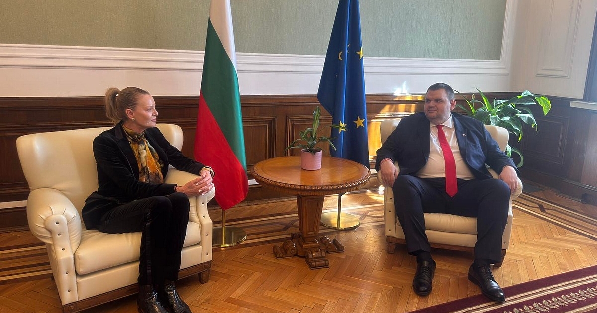 Полиция вчера е запечатала сградата на БОК часове след проведеното