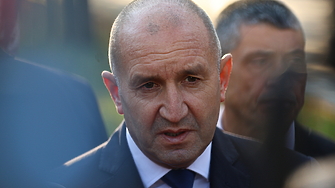 Това е цинизъм Така реагира президентът Румен Радев помолен да коментира