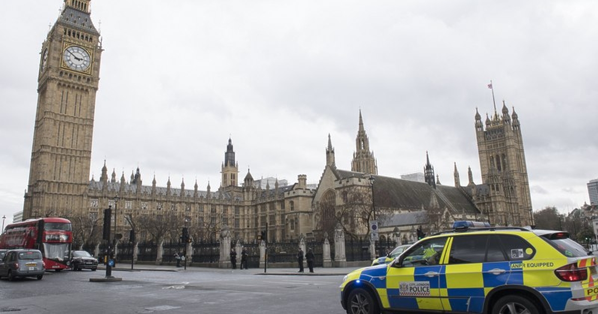 Великобритания въвежда издаването на електронно разрешение за транзитно и краткосрочно