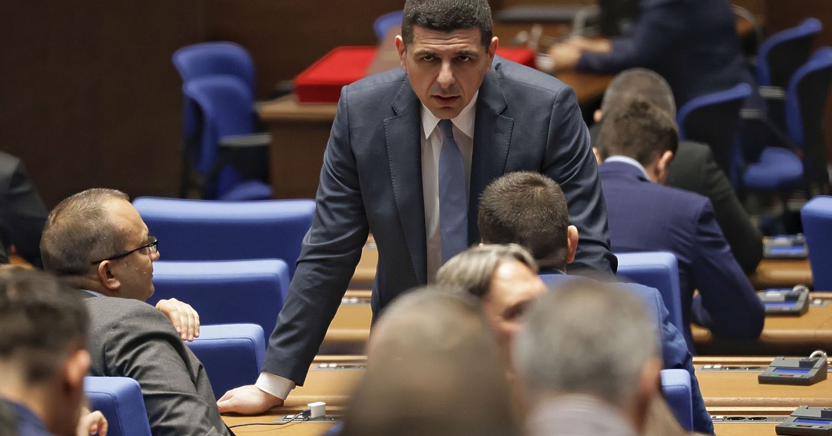 Депутатът от Продължаваме промяната - Демократична България Ивайло Мирчев е