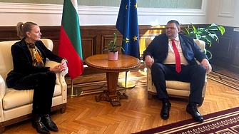 На 27 март 2025 г политическият пейзаж в България беше