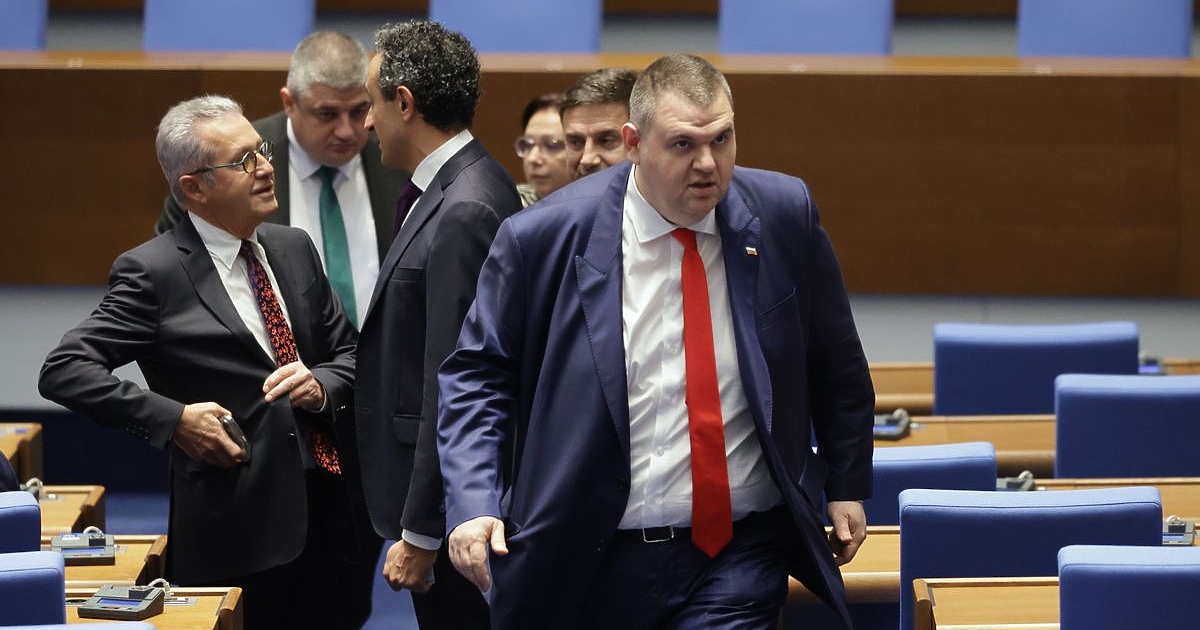 Връщането на ДДС за ресторантьорите на 9% отново е на