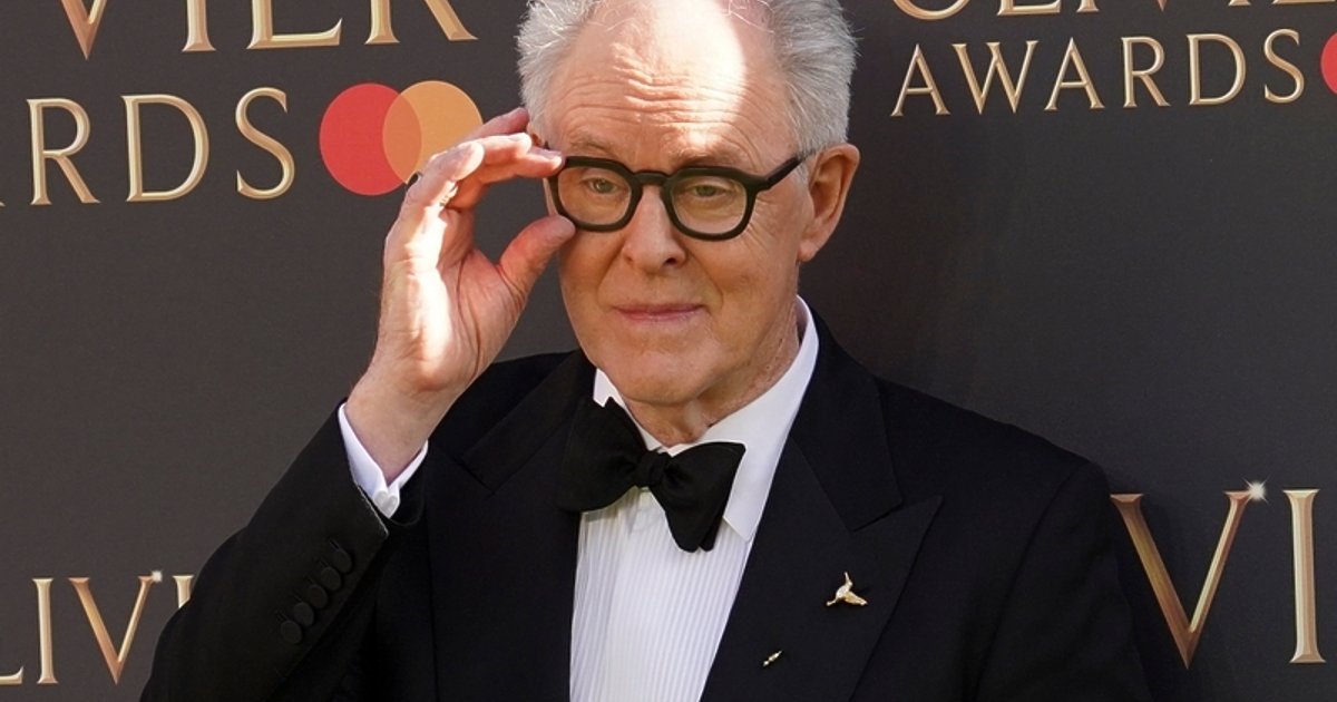 Гигант, Странният случай с Бенджамин Бътън и Цигулар на покрива