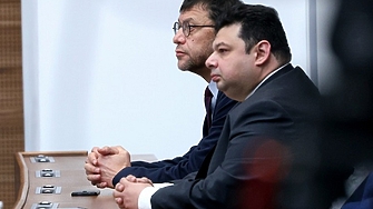 Най новият конституционен съдия избраният преди дни от Народното събрание