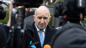 Президентът Румен Радев и председателят на ГЕРБ Бойко Борисов продължават