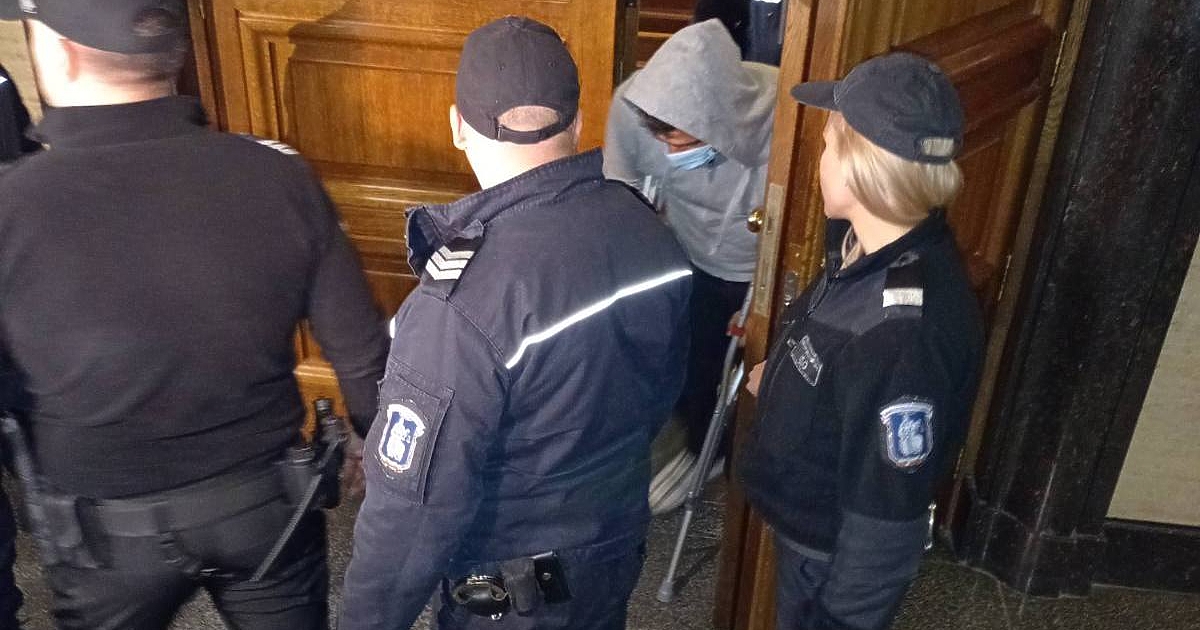 Мъжът, който нападна двама дежурни метеоролози на връх Мургаш, е