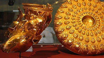 Някой знае ли къде са ни съкровищата  Този въпрос отекна в