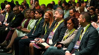 Да България решава един двама или трима души да председателстват