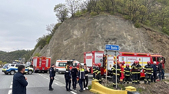 Български гражданин е загиналият при инцидента с микробуса който падна