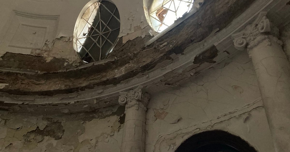 Сградата на банята в Горна баня да бъде върната и