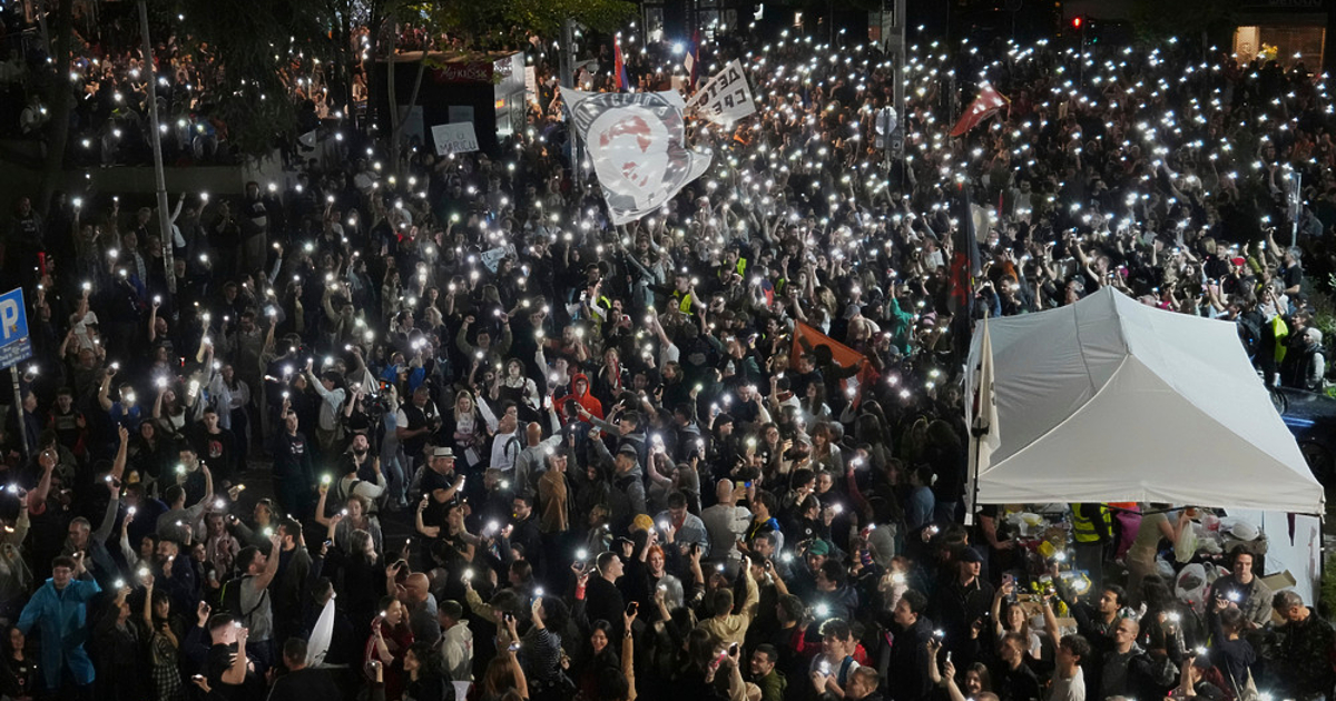 Председателят на сръбския парламент Ана Бърнабич заяви, че блокадата на