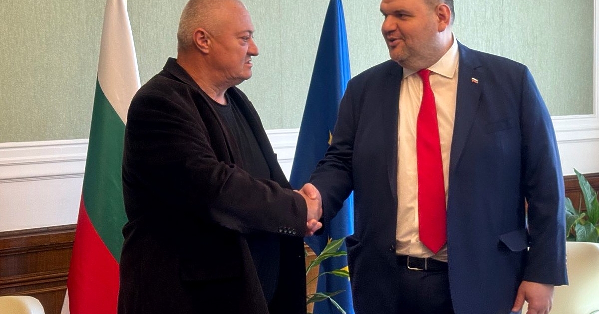 Във вторник от ДПС-Ново начало на Делян Пеевски , че