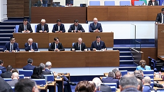 И вторият вот на недоверие срещу правителството на Росен Желязков