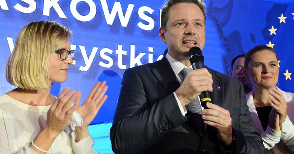 Полша ще произведе втори тур на президентските избори в неделя