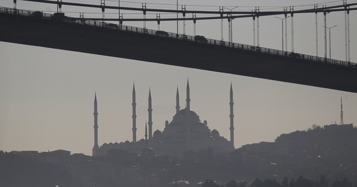 Светът вече гледа към Истанбул - ще се срещнат ли