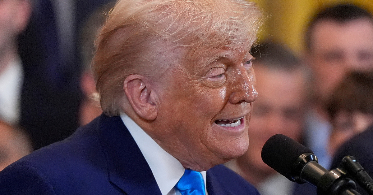 Напълно в свой стил президентът на САЩ Доналд Тръмп обяви,