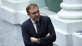 Пенсионната възраст по никакъв начин не трябва да се пипа