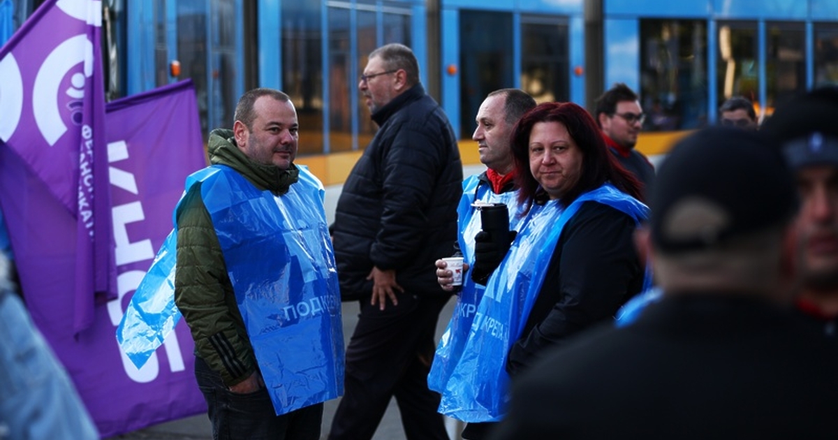 Трети ден на блокада на градския транспорт в София от