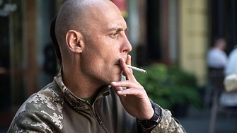 До 2014 г Евген Шибалов позивно име  Лос е кореспондент на