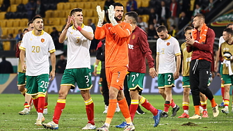 Националният ни вратар Димитър Митов допусна пет гола при домакинското