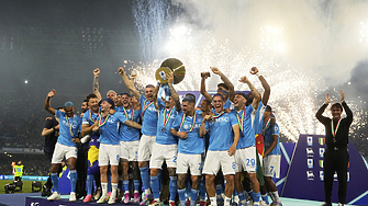 Наполи е новият шампион на Италия след като надви Каляри