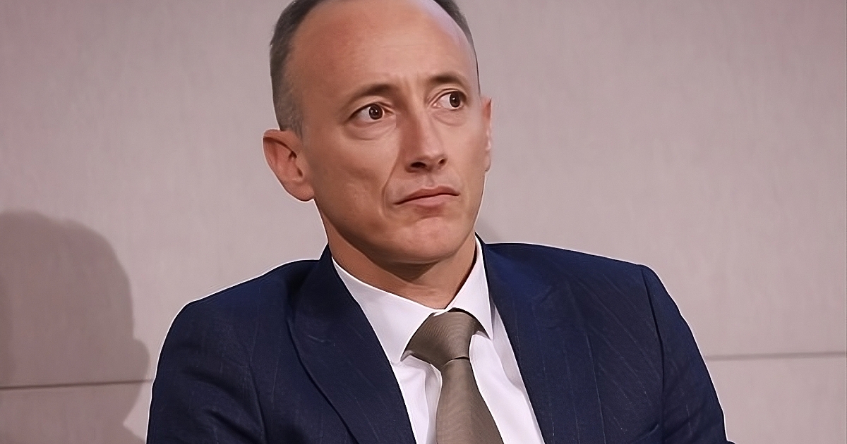 Нима това, че някой ще учи христянство, ще го направи