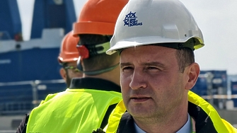 Още по тематаПодкрепете ниУважаеми читатели вие сте тук и днес