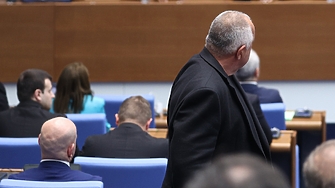 ГЕРБ на Бойко Борисов за пореден път запази имунитетите на