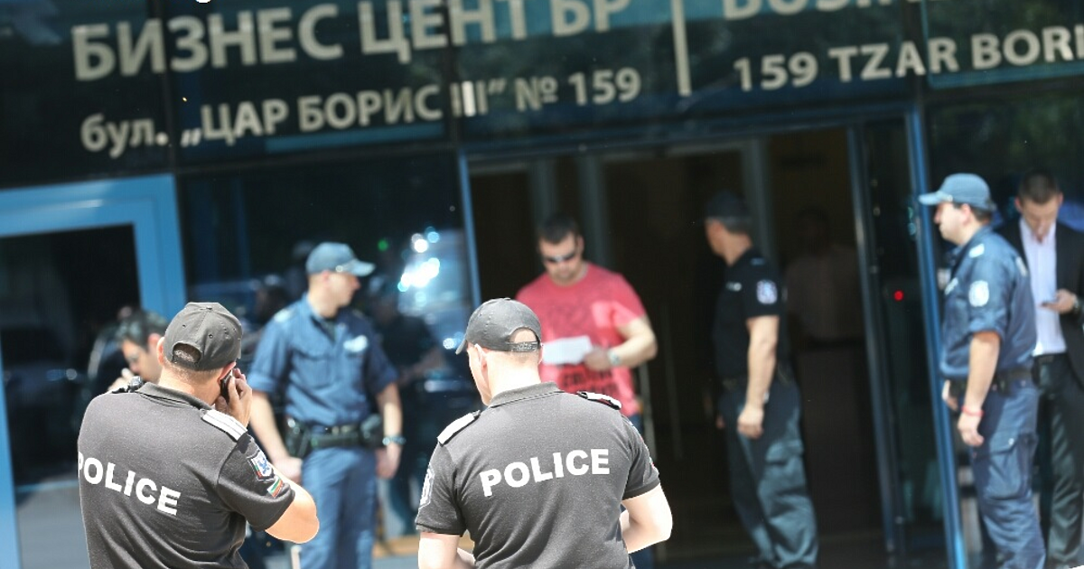 По дирите на мистичната съдебно-икономическа експертиза... Така може да бъде озаглавен поредният