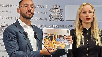 Цигари алкохол и сръбска музика – така според общинският съветник