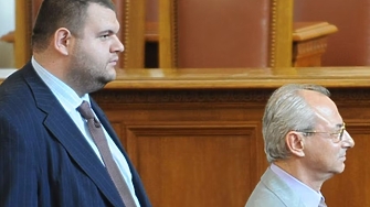 На 29 май фракцията на Ахмед Доган понесе пореден удар