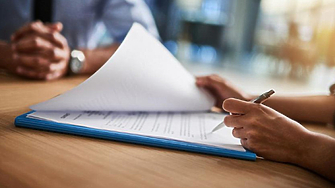 Общо 444 конкурса за директор на държавни и общински институции