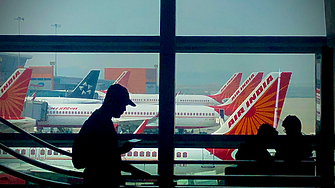 Авиокомпании отменят полети до и от Израел днес на фона