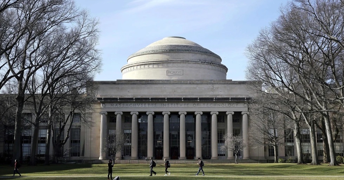 Масачузетският технологичен институт (MIT) в САЩ остава и най-добрият университет в