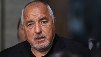 Лидерът на ГЕРБ Бойко Борисов коментира темата за това справя