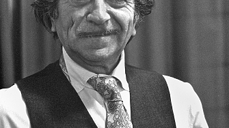 Смехът е сериозна работа Това казва актьорът Георги Парцалев чиято 100 годишнина