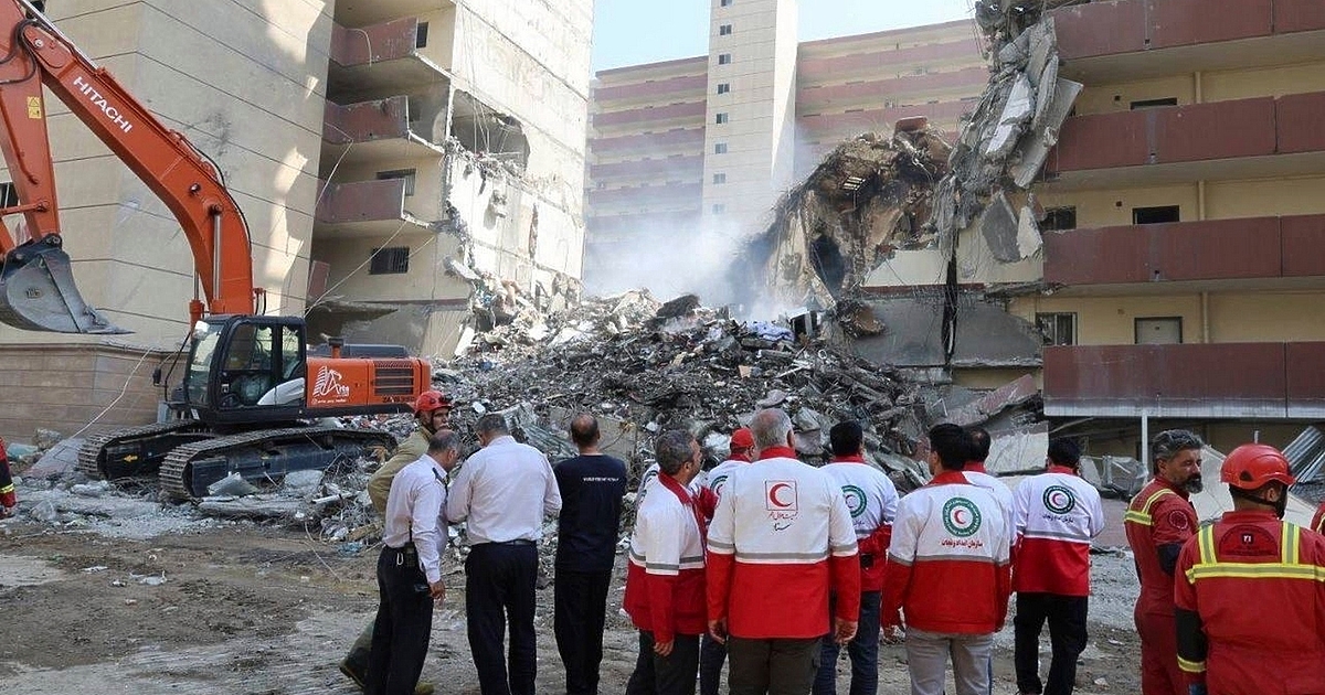 Иран спешно сигнализира, че иска да сложи край на военните