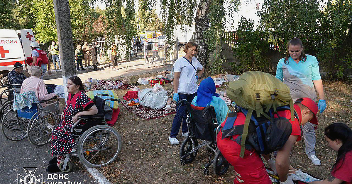 Русия обяви днес, че е превзела по едно село в