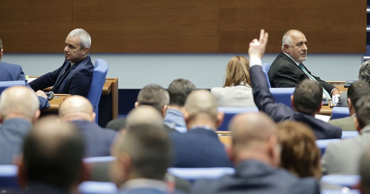 Агресивността на фашизоидните мутри от Израждане (Възраждане“ - б.р.) ден