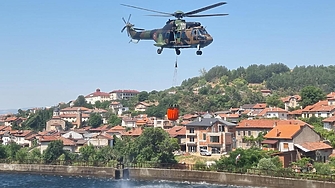 И днес продължава борбата с пожара в Рила обхванал около